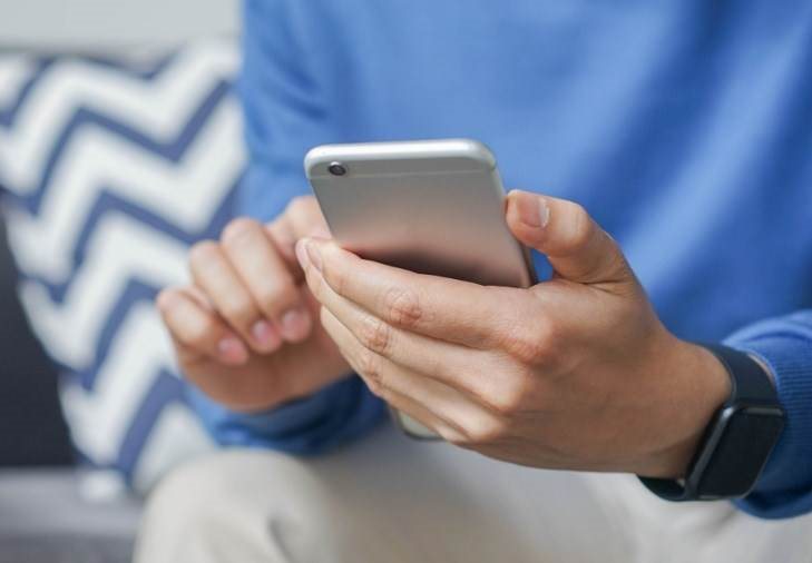 Είμαστε δίπλα σας